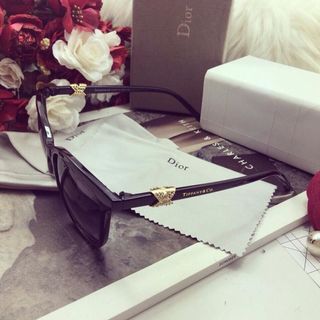 Nữ nơ gọng tắm siêu hot sang chảnh