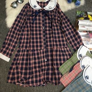 Đầm qc