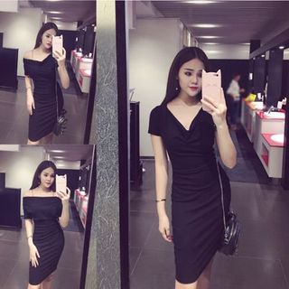 Váy cổ đổ mix thành lệch vai trễ vai đều