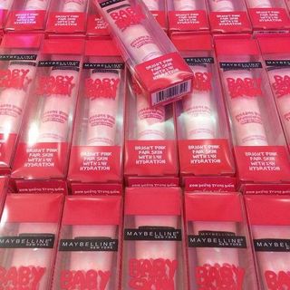 Kem nền che khuyết điểm maybelline baby skin