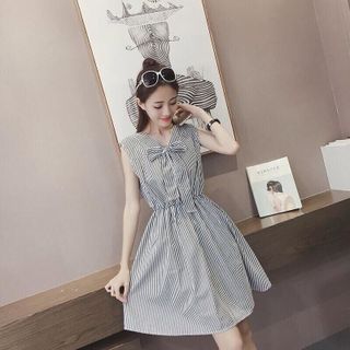 Đầm sọc cổ tim đính nơ