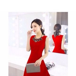 Đầm 7 mảnh kèm dây đeo cổ sang trọng y hình