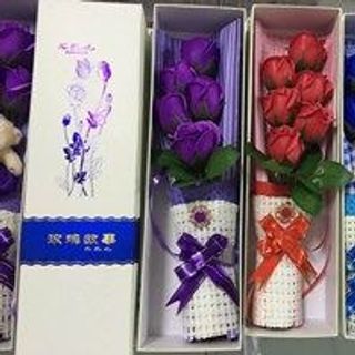Hoa hồng bất tử có gấu bông