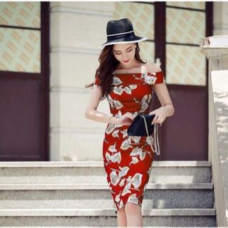 Đầm body bẹt vai