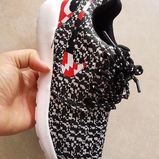 Giầy thể thao nike muối tiêu