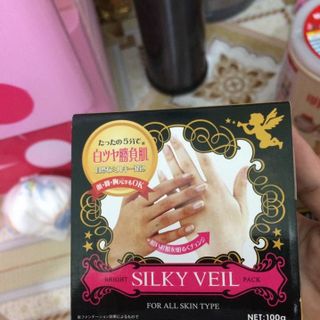 Kem dưỡng trắng da và trang điểm toàn thân silky veil nhật bản