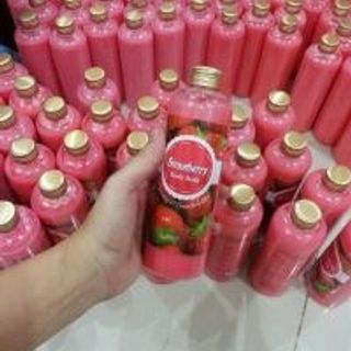Sữa tắm trái dâu strawberry body bath 2 in 1 bán lẻ với giá gốc