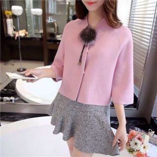 - áo khoác len tay cánh dơi đính lông chồn