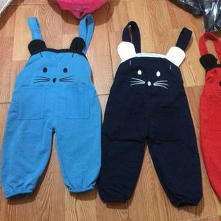 Yếm mèo giá 55k