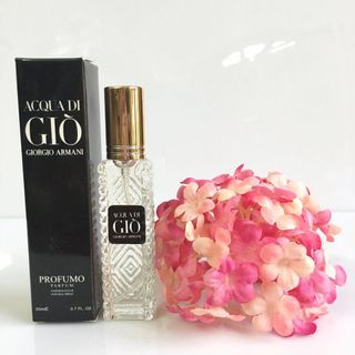 Nươc hoa tinh chiết