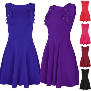 Đầm xòe phối ren đính ngọc trai 006