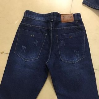 Quần short jeans nam