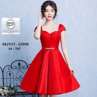 Đầm xoè kèm belt