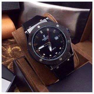 Hublot dây da