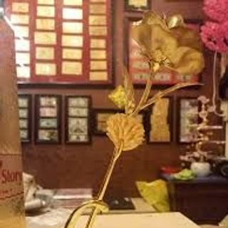 Hoa hồng mạ vàng 24k