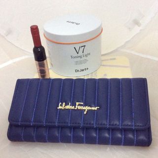 Ví da nữ đồng giá