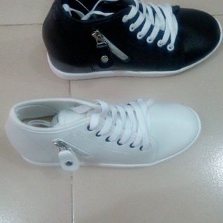 Giày boot độn đế nữ