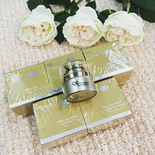 Q2 collagen-dưỡng trắng da ngừa mụn thâm ban đêm