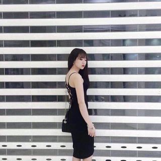 đầm body dan dây chéo lưng klp