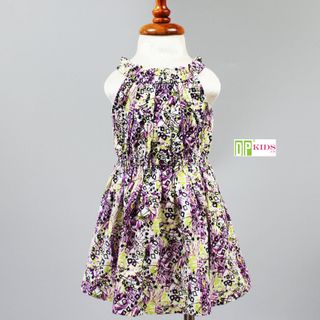 Đầm hoa cổ yếm