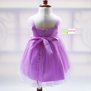 Đầm công chúa đính cườm
