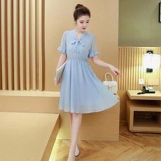 Đầm tùng xòe dập li