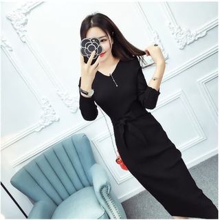 đầm len slim eo