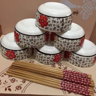 Bộ chén nhật