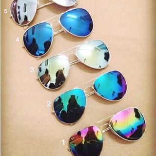 Mắt kính rayban