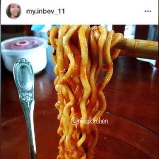 Mì cay khô samyang -hàn quốc