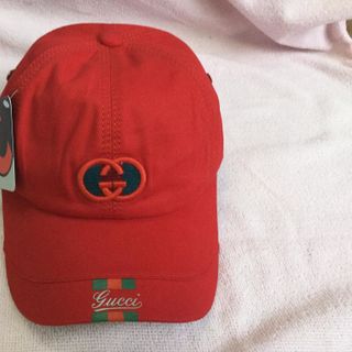 Nón kết gucci