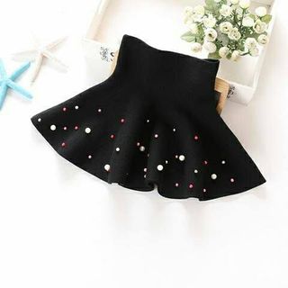 Chân váy len đính ngọc trai