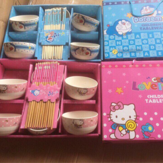 Bộ chén sứ đũa hello kitty
