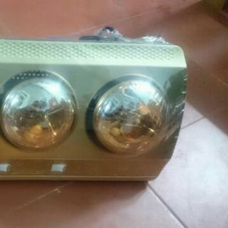 Đèn sưởi nhà tắm kohn