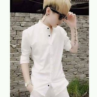 sơmi cổ trụ tay nqắn 
 đủ màu đủ size 
120k/cái dài 130k