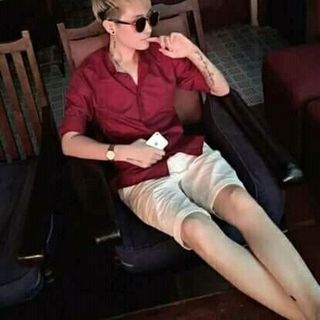 sơmi cổ trụ tay nqắn 
 đủ màu đủ size 
120k/cái dài 130k