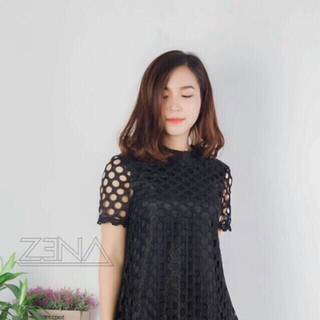 Đầm ren tay con y hình