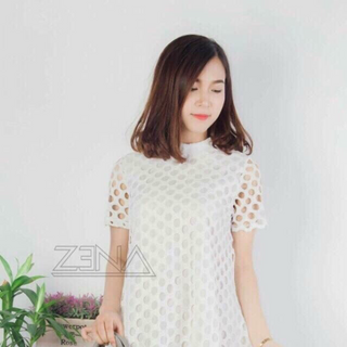 Đầm ren tay con y hình