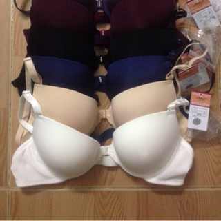 Áo lovely cài trước - mút dày kèm dây trong