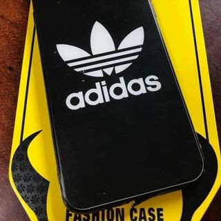 Ốp nike và adidas dành cho iphone cực chất