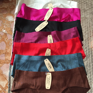 Quần lót nữ giá sale