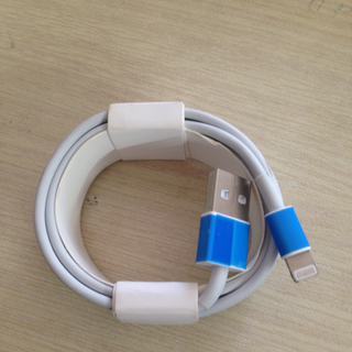 Sạccáptai nghe iphone các loạisĩ và lẻ lượng k hạn chế