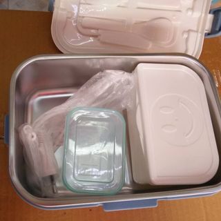 Hộp cơm hâm nóng chefman ruột inox