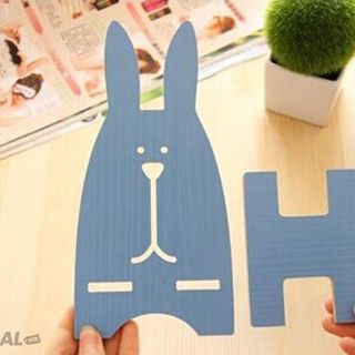 Giá đỡ bằng gỗ hình thỏ