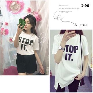 I-99 áo thun tay lỡ form rộng xẻ tà in stop it