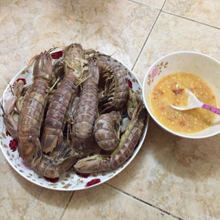 Tôm tít hải sản tươi ng từ biển