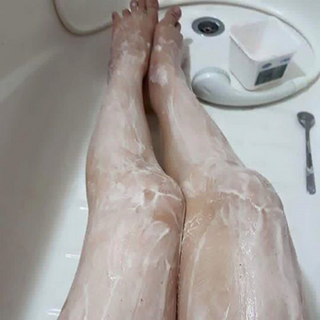 Cc white kem body tắm trắng