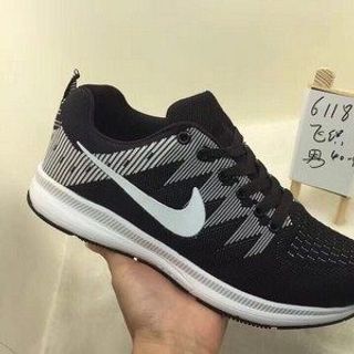 Giày nike bán sỉ