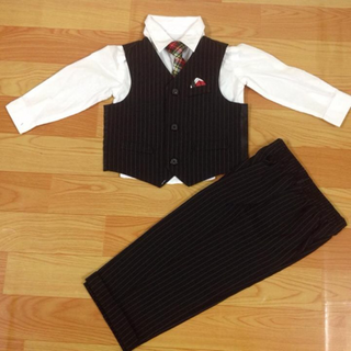 Bộ vest bé trai