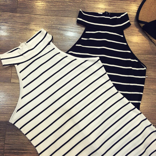 Đầm body sọc